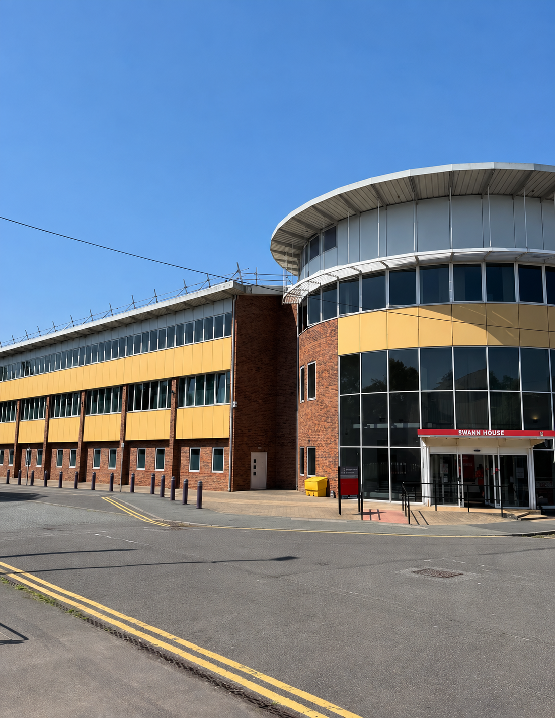 Commercial edge protection by True North Scaffolding
